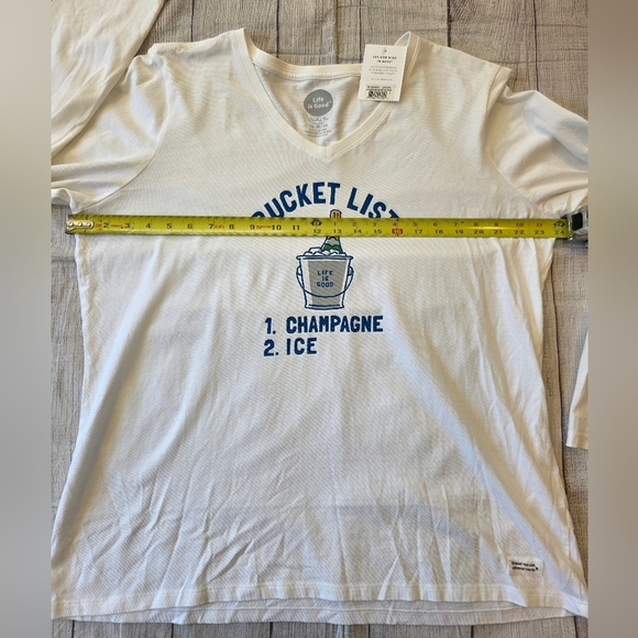 Life Is Good Size XL Long Sleeve V-neck Bucket List Champagne Crusher Tee New - Picture 8 of 9